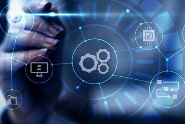 Suport IT Proactiv vs. Reactiv: Ce strategie protejează mai bine afacerea ta?